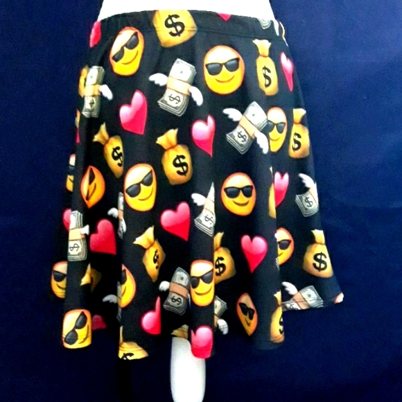 Dresses & Skirts - Emoji womens skirt